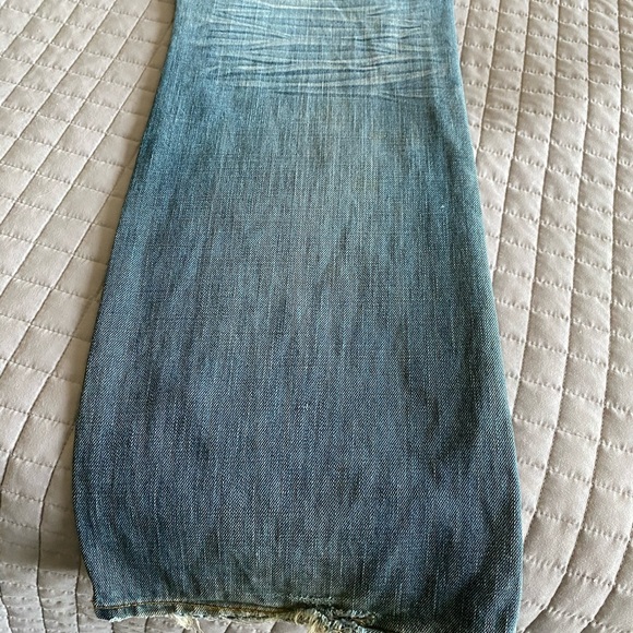 Men’s Express Distressed Kingston Jeans - Picture 6 of 8